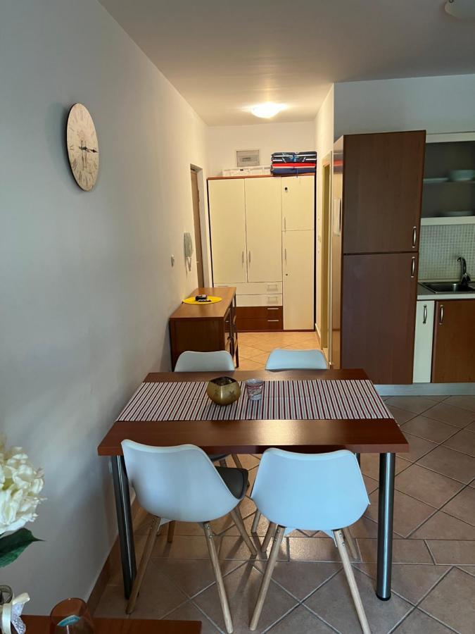 Mario Apartment Brela Kültér fotó